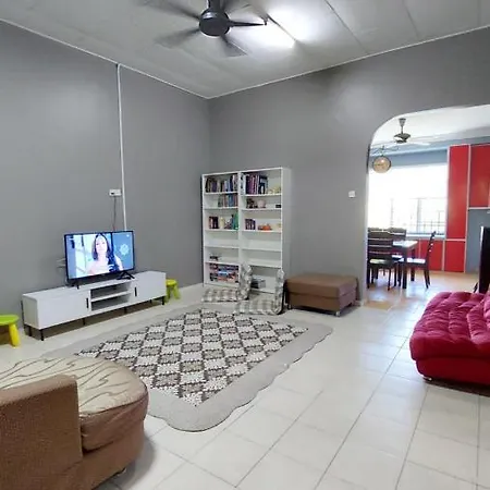 Dhia Homestay Macang Exterior photo
