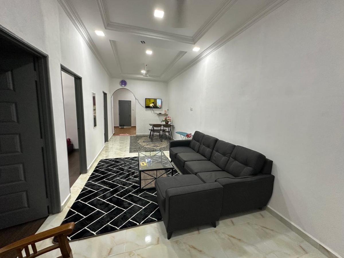 Rumah liburan Dhia *